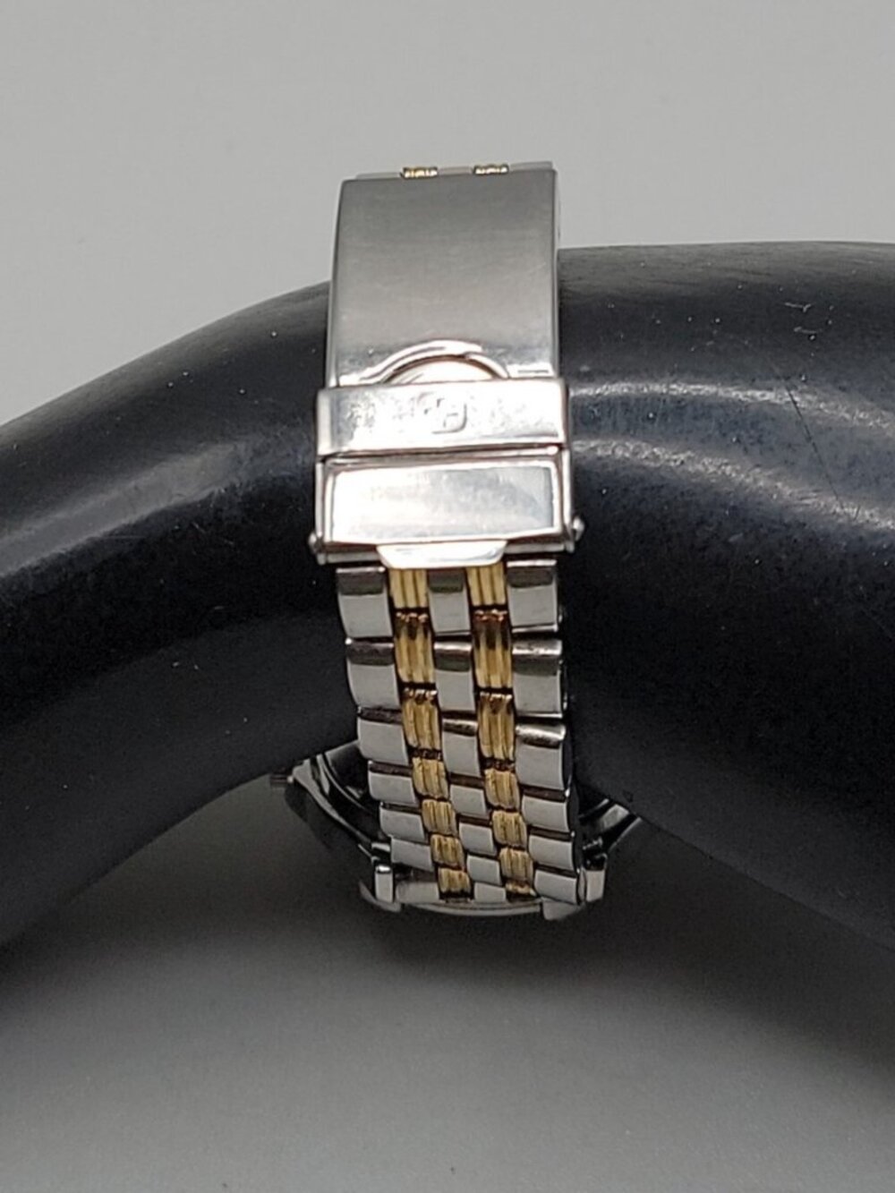 Vtg Wenger Swiss Military Ladies Watch Two Tone Day Date 29mm White Dial 6.25" - Picture 11 of 11